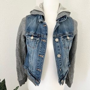 AMERICAN EAGLE OUTFITTERS Jean jacket with hood